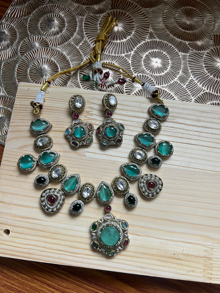 necklace set